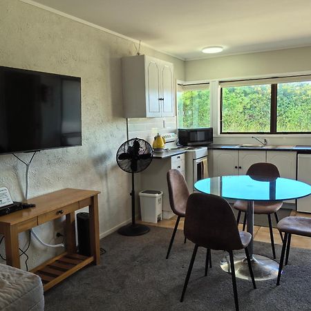 Aquarius Motel Ohope Bagian luar foto