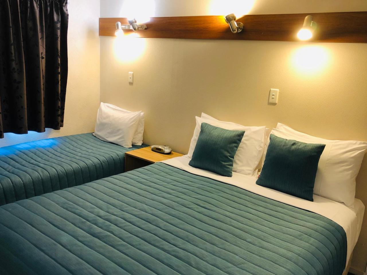 Aquarius Motel Ohope Bagian luar foto